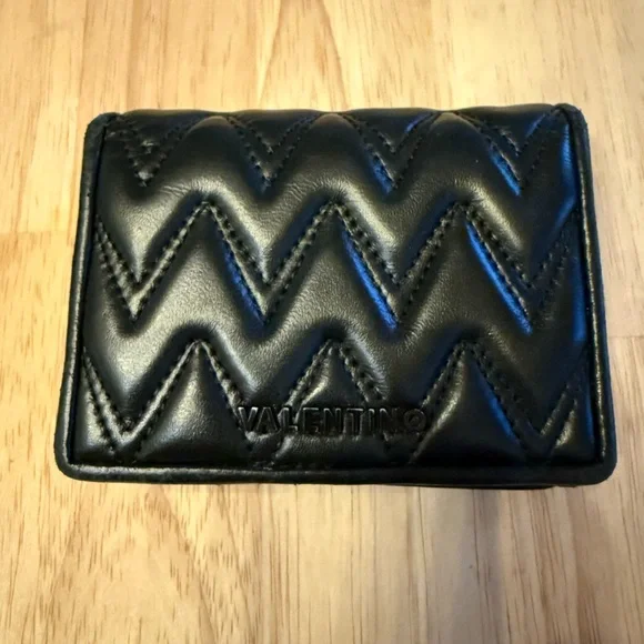 VALENTINO BY MARIO VALENTINO Nero Sauvage Bifold Black Leather Wallet - Picture 1 of 4